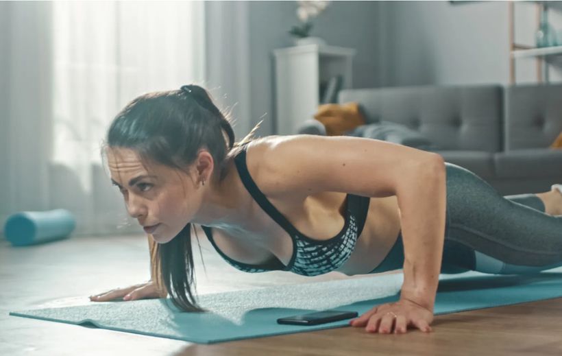 Exerciții cu greutatea corpului: beneficii și sfaturi privind cele mai bune exerciții