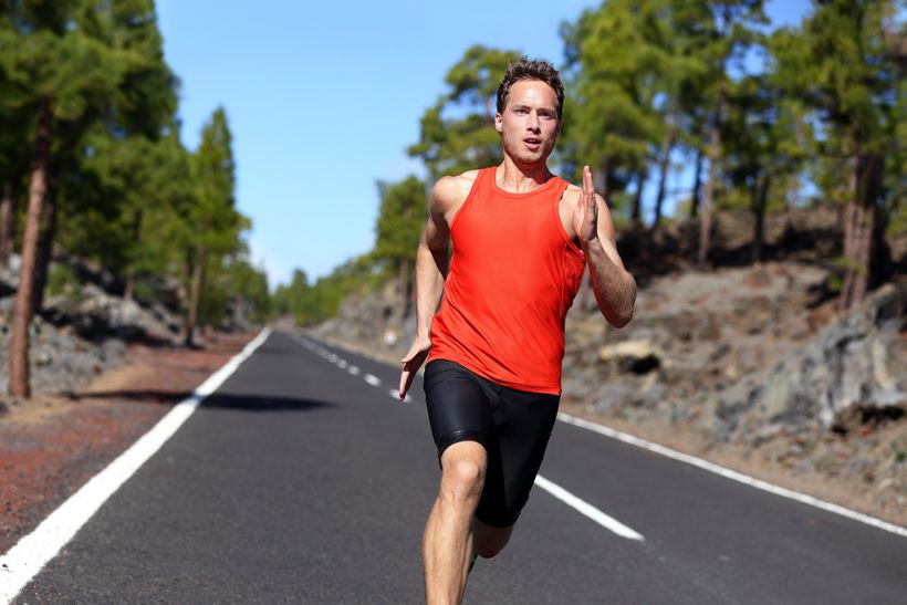 HIIT spolehlivě spaluje tuky a zlepšuje kondici. Jak na něj?