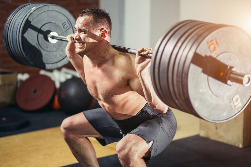 O koľko kalórií a na ako dlho dokáže silový tréning zrýchliť metabolizmus?