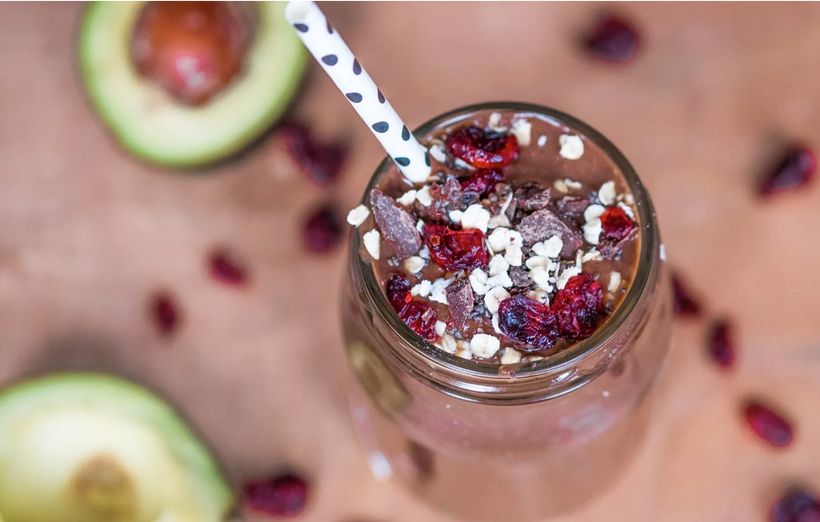 Smoothie může být často cukrovou bombou. Jak ho připravit, aby bylo nutričně vyvážené?