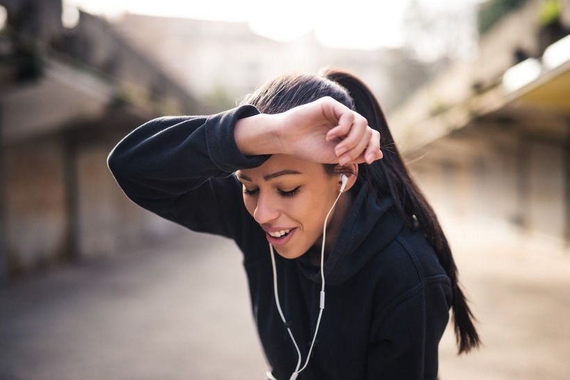 Pichanie v boku pri behaní – čím je spôsobené a ako mu predchádzať