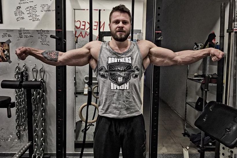 Fitness vnímám jako divadlo, já jsem ale hlavně trenér, říká Jonáš Petřík