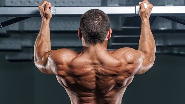 4 nejlepší cviky pro šířku zad