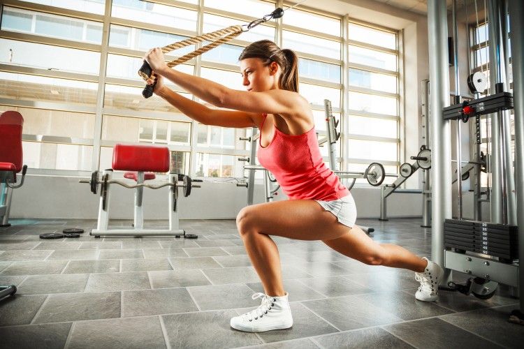 8 tipů pro RŮST SVALŮ u žen