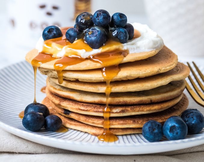 Čo raňajkovať pred tréningom? 3 tipy na zdravé ranné rýchlovky