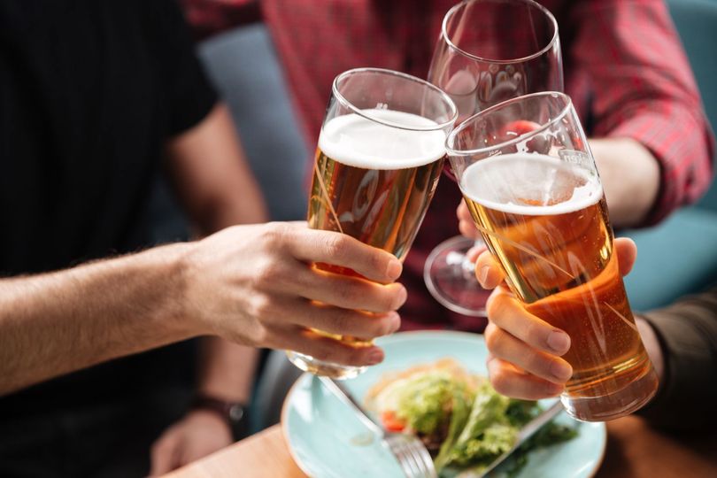 Nealkoholické pivo: v čem je zdravé a na co si dát pozor?