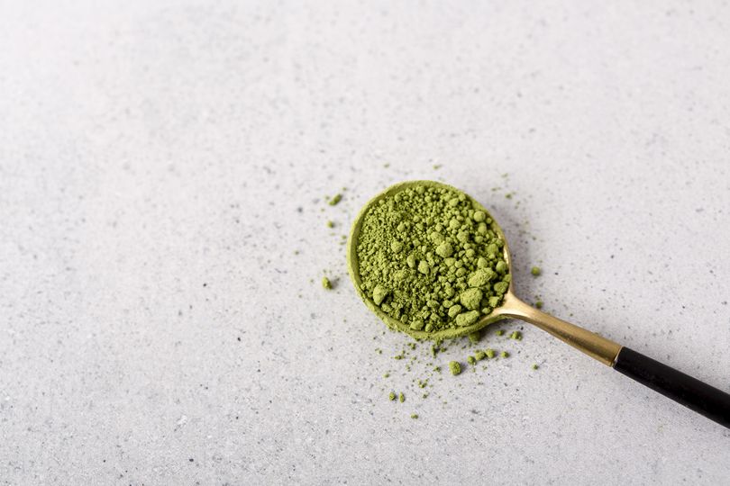 Kratom: neškodná bylinka alebo zneužívaná legálna droga?