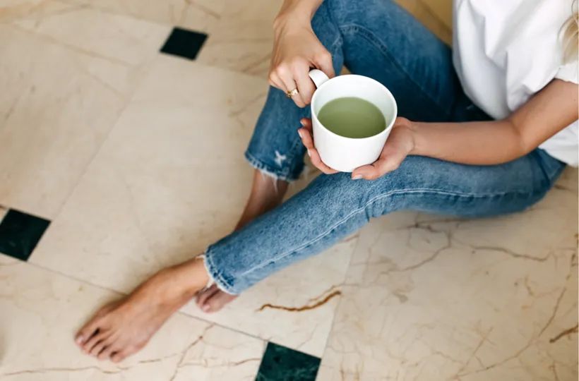 Kaffee vs. Matcha: Wie unterscheiden sich diese Getränke und welches ist gesünder?