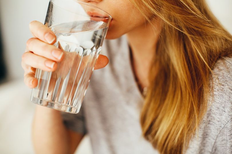 Kvalita pitnej vody: môžeme piť bez obáv aj tú z kohútika?