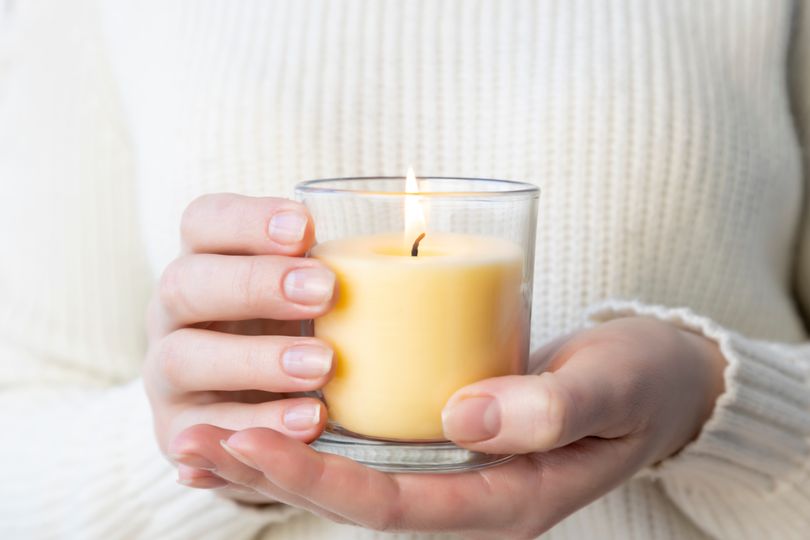 Pálenie sviečok: Je dôvod sa báť o zdravie? Ktoré druhy vyberať?