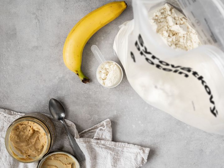 Zničím bielkoviny v proteíne, keď s ním pečiem a varím?