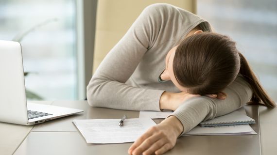 10 příčin, proč se cítíte často unavení