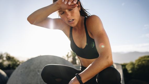 10 rad co dělat, když jdete cvičit v pekelném vedru