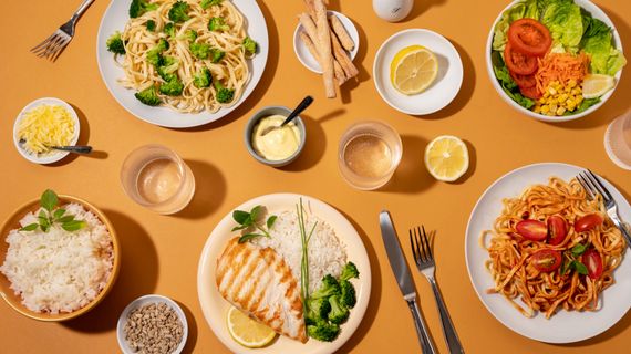 Jak může vypadat vzorový jídelníček pro průměrnou aktivní ženu?