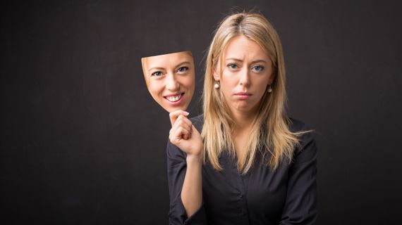 Co je toxická pozitivita a proč byste se jí měli bránit?