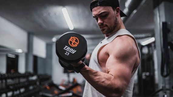 5 cviků pro dokonalý biceps