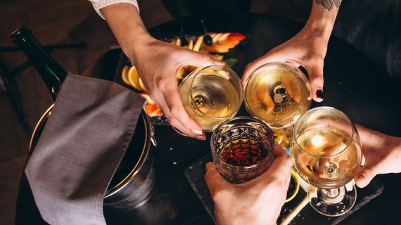 Alkohol a fitness: Ako alkohol ovplyvňuje chudnutie, rast svalov a výkonnosť?