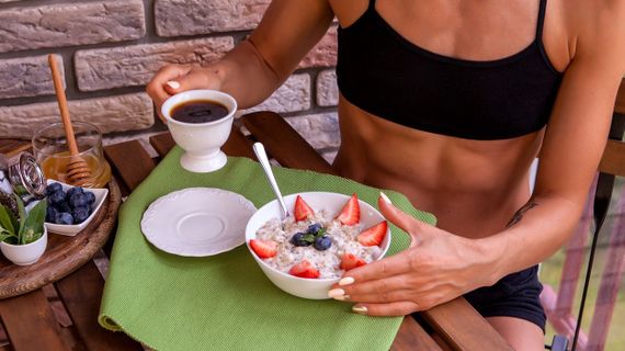 Co jíst a jak suplementovat před tréninkem?