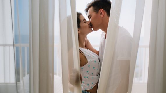 Motýli v břiše a další fyzické projevy zamilovanosti