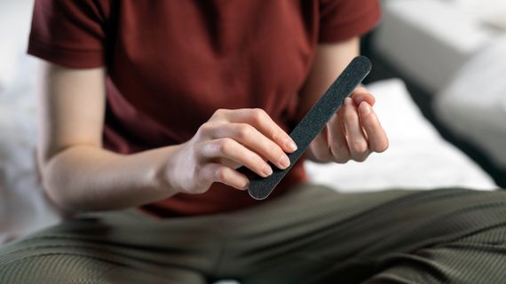 7 Foods to Eat for Strong and Healthy Nails