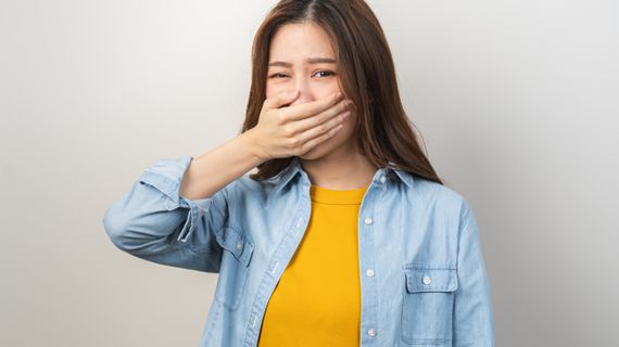 Ako sa zbaviť cesnakového dychu?