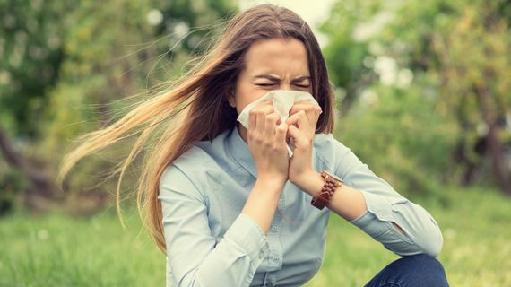 Sezónne alergie: z čoho vznikajú a ako sa proti nim brániť?