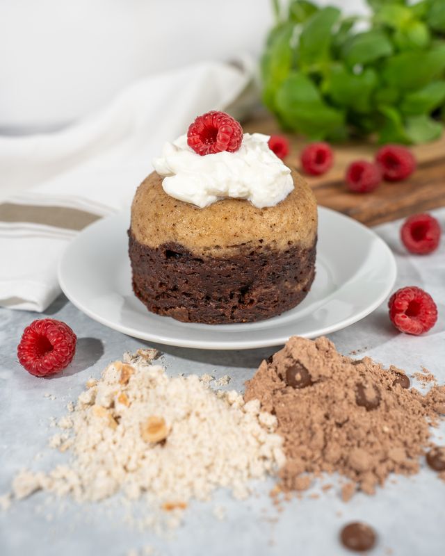 Vilgain Protein Mug Cake Mix – Mramorová bábovka 840 g (2 x 420 g) Obrázek