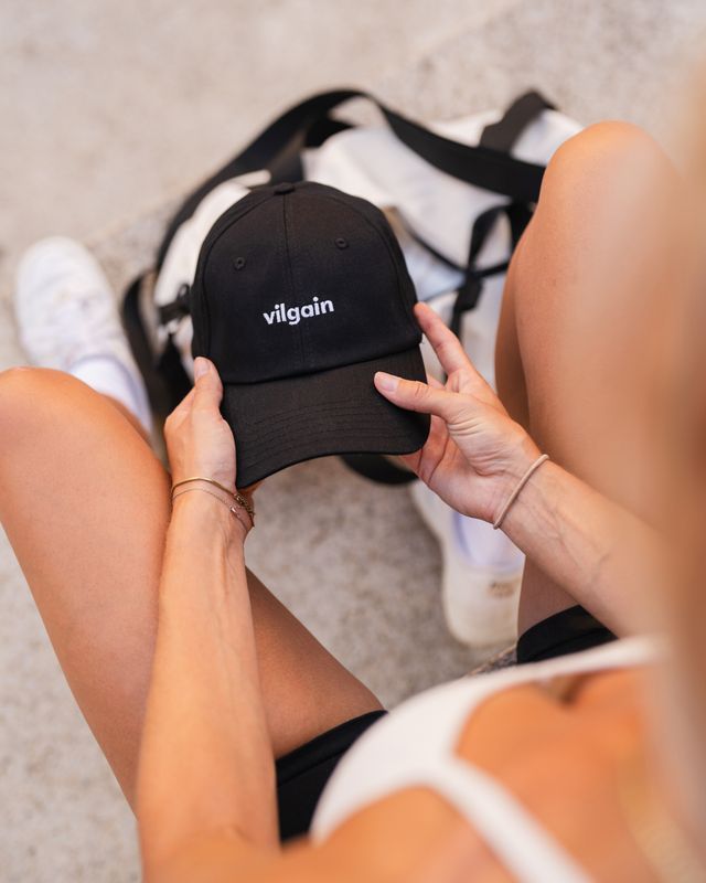 Vilgain Logotype Cap L/XL black Obrázek