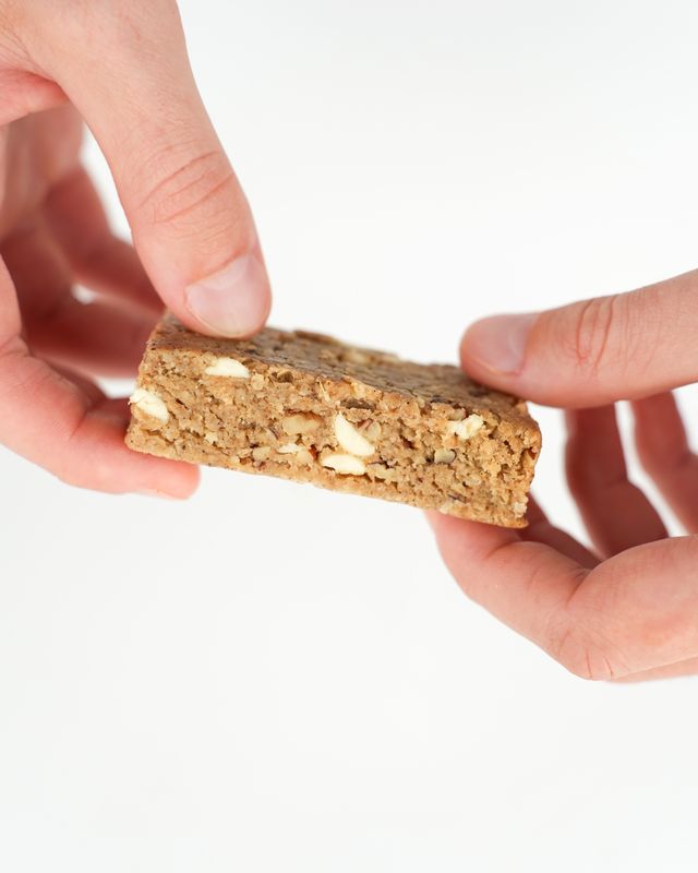 Vilgain Flapjack pekan/bílá čokoláda 78 g Obrázek