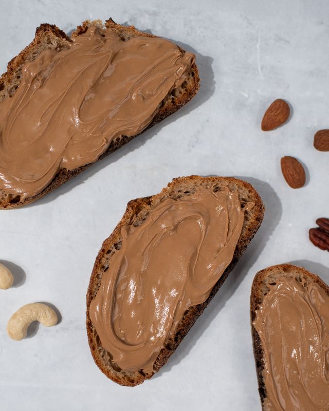 Vilgain Protein Cream – skořicová rolka 300 g Obrázek