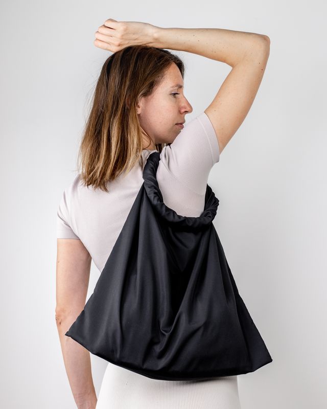 Vilgain Rolltop Bag 48 x 58 cm černá Obrázek