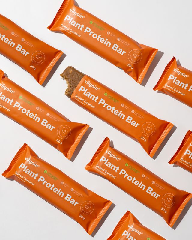 Vilgain Vegan Protein Bar slaný karamel 50 g Obrázek