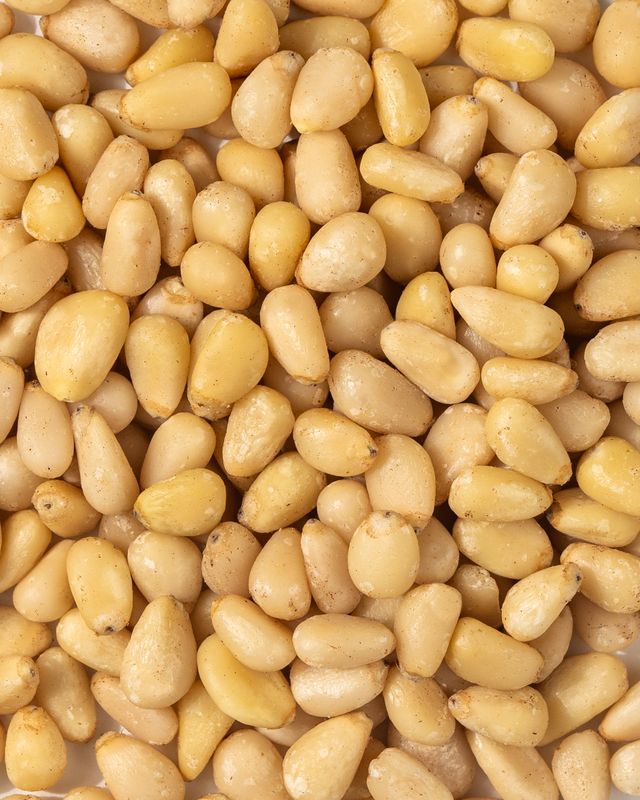 Vilgain Piniové ořechy – 500 g Obrázek
