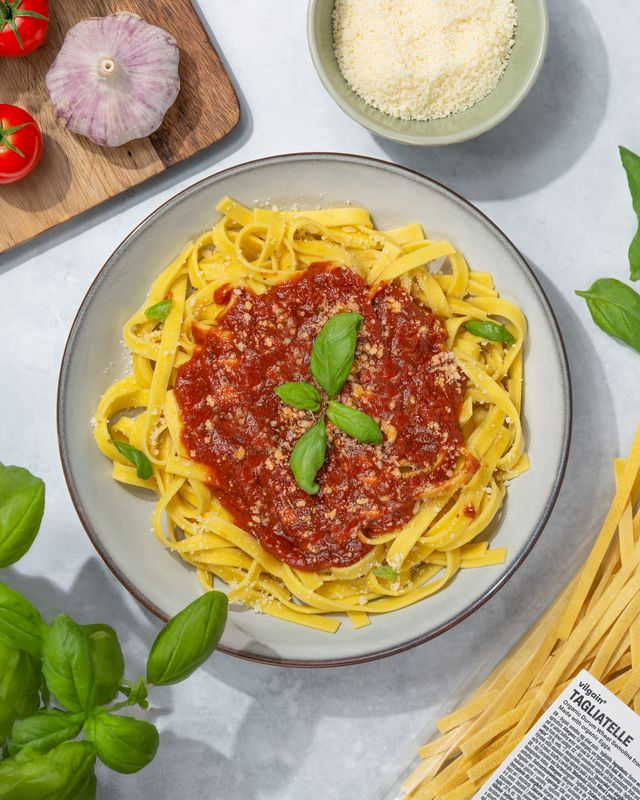 Vilgain Tagliatelle těstoviny BIO vaječné semolinové 250 g Obrázek