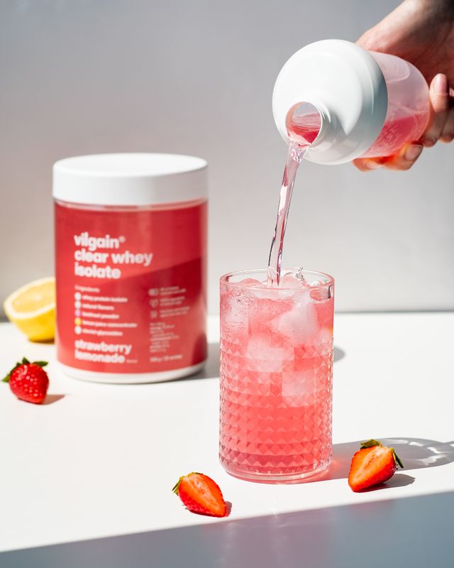Vilgain Clear Whey Isolate Strawberry lemonade 500 g Obrázek