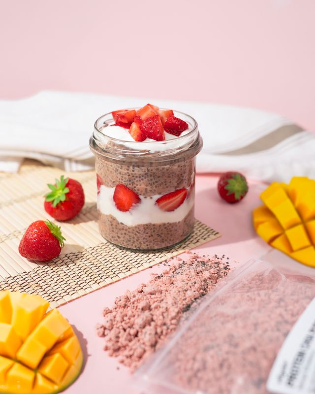 Vilgain Protein Chia Pudding Mix – mango a jahoda 480 g Obrázek