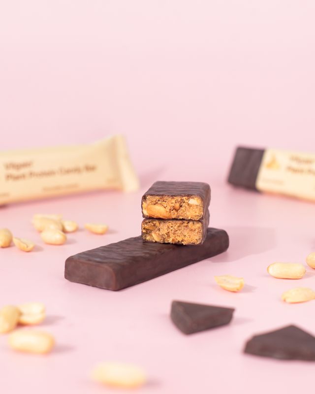 Vilgain Plant Protein Candy Bar arašídové máslo 45 g Obrázek