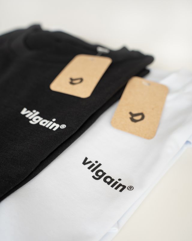 Vilgain Logotype Badge Tee L White Obrázek