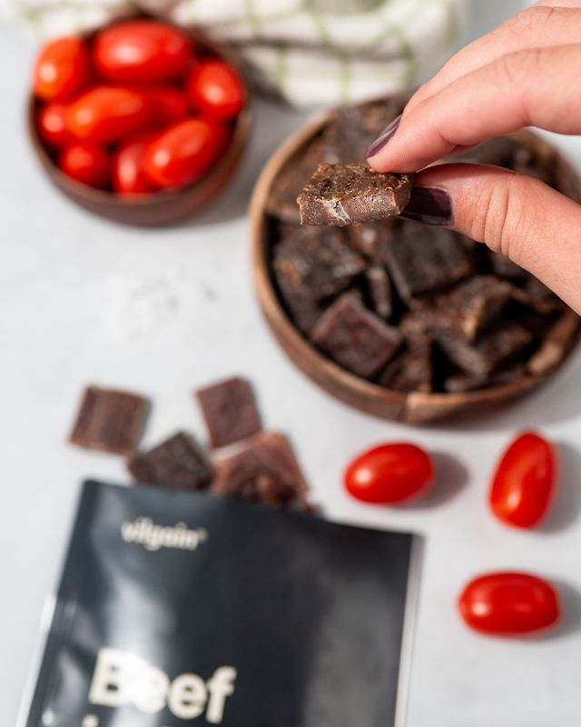 Vilgain Grass-Fed Hovězí jerky BIO – mořská sůl 50 g Obrázek