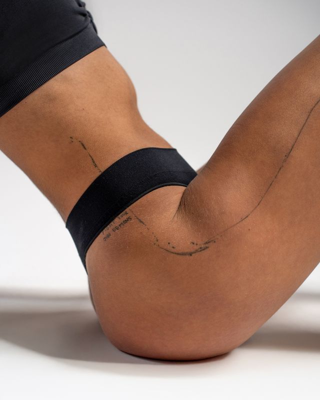 Vilgain Workout Thong M/L black Obrázek