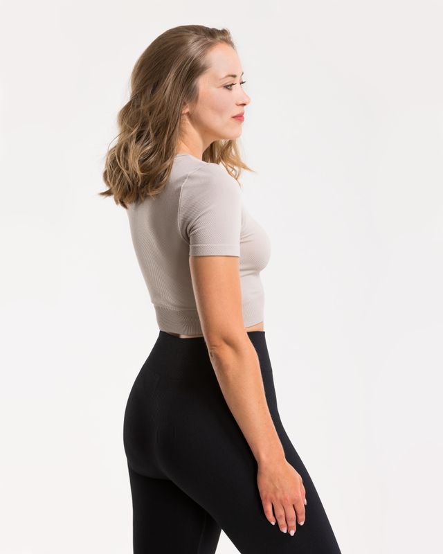 Vilgain Seamless Ribbed Crop Tee S/M shell Obrázek