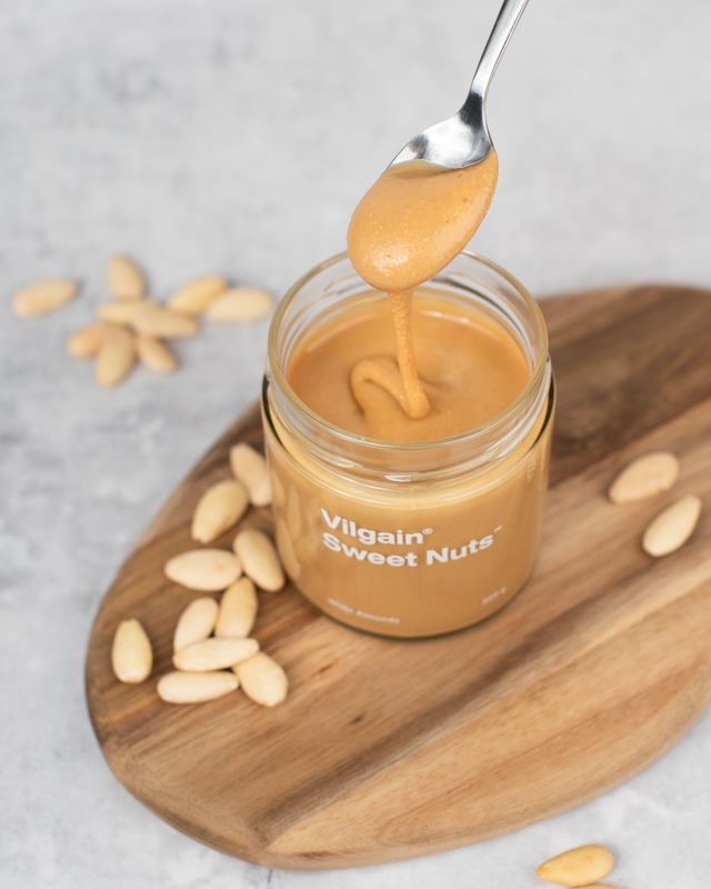 Vilgain Sweet Nuts Mandle s vanilkou 350 g Obrázek