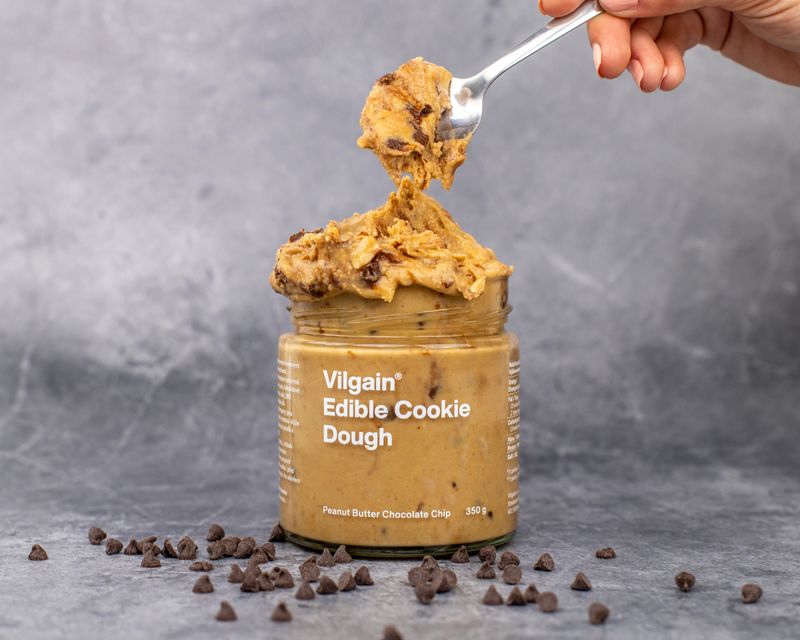 Vilgain Edible Cookie Dough arašídové máslo a čokopecičky 350 g Obrázek