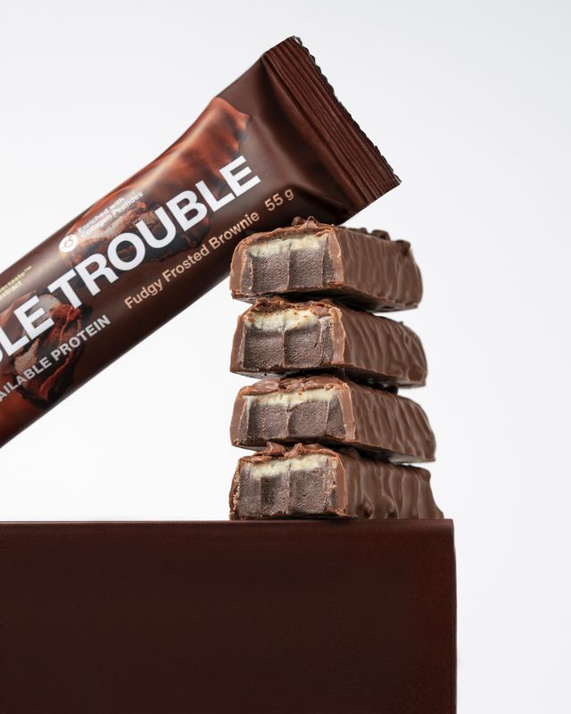 Vilgain Double Trouble Protein Bar – Dvojitá čokoláda s krémom 55 g Obrázek