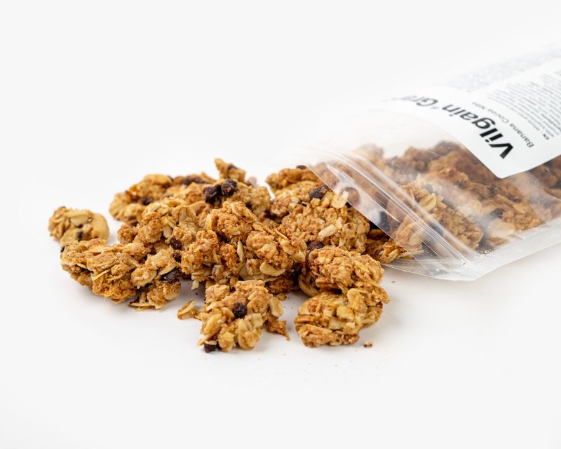 Vilgain Granola banán a kakaové nibsy 400 g Obrázek