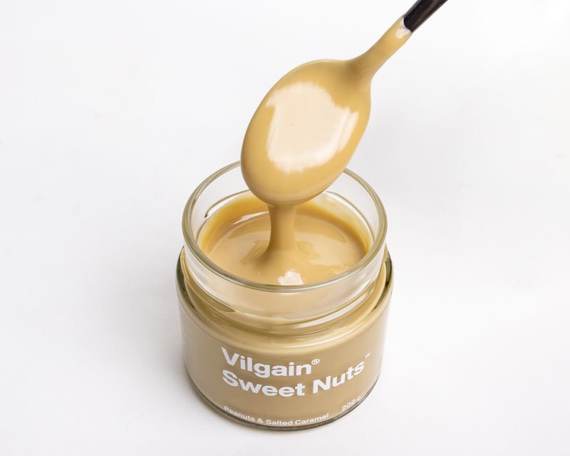 Vilgain Sweet Nuts Arašídy se slaným karamelem 1000 g Obrázek