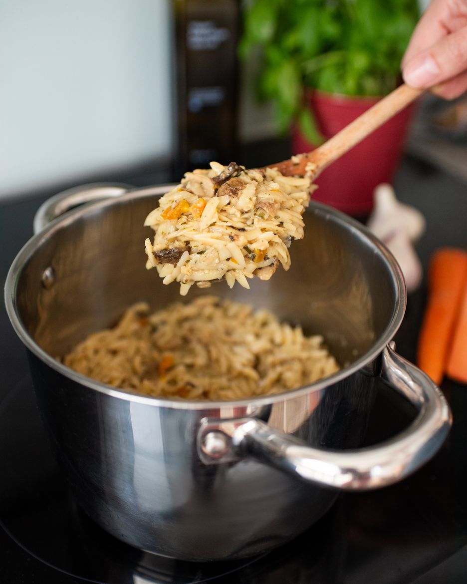 Hartweizengrießnudeln mit Steinpilzen