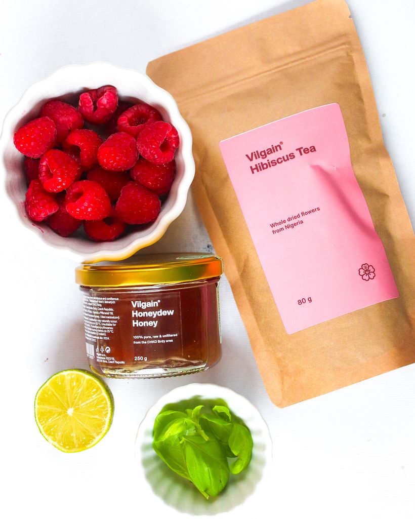 Ibištekový ľadový čaj