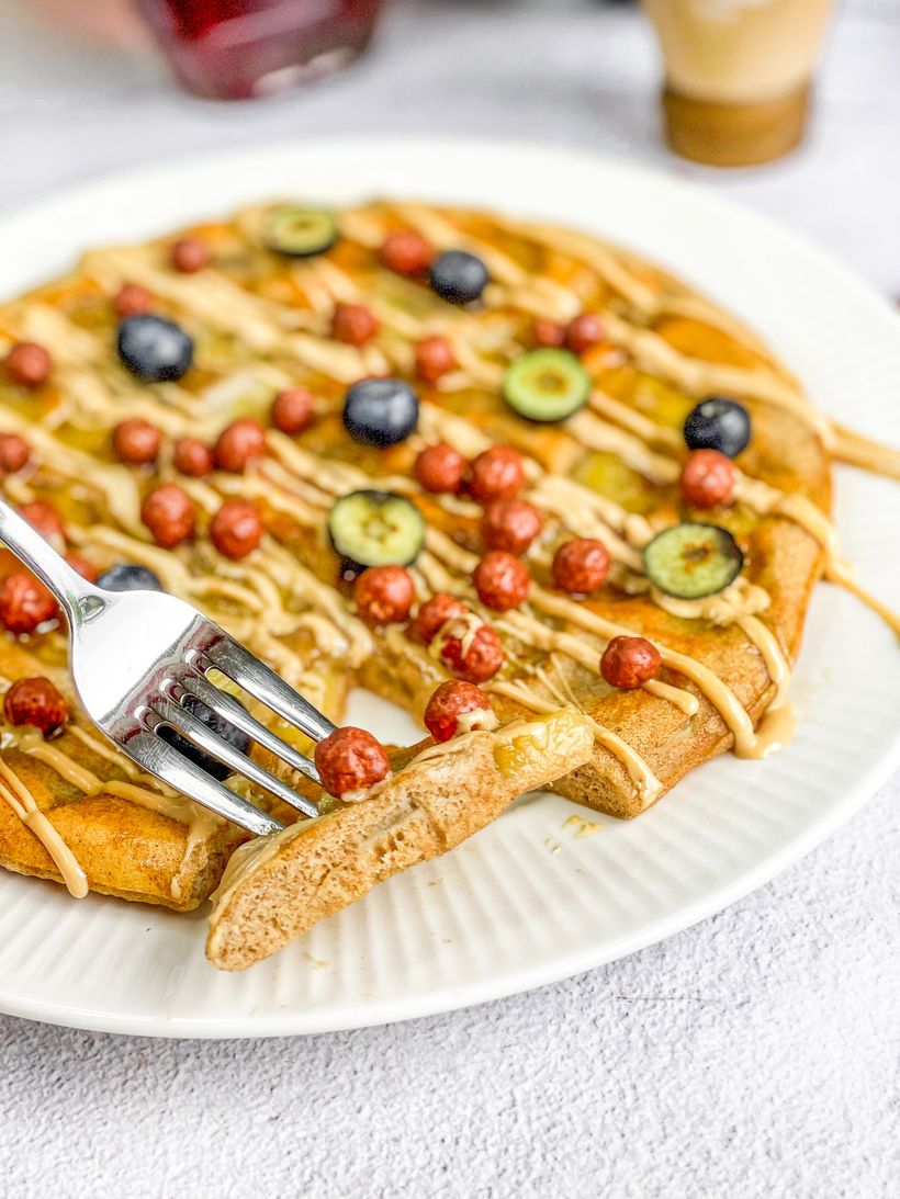 Easy Banana Pancake with Fruit