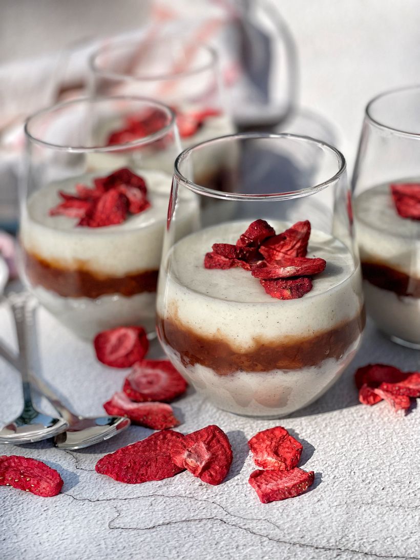 Rýžová kaše s jahodovým džemem